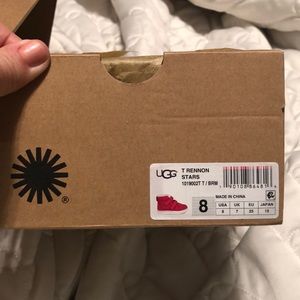 Toddler Uggs size 8